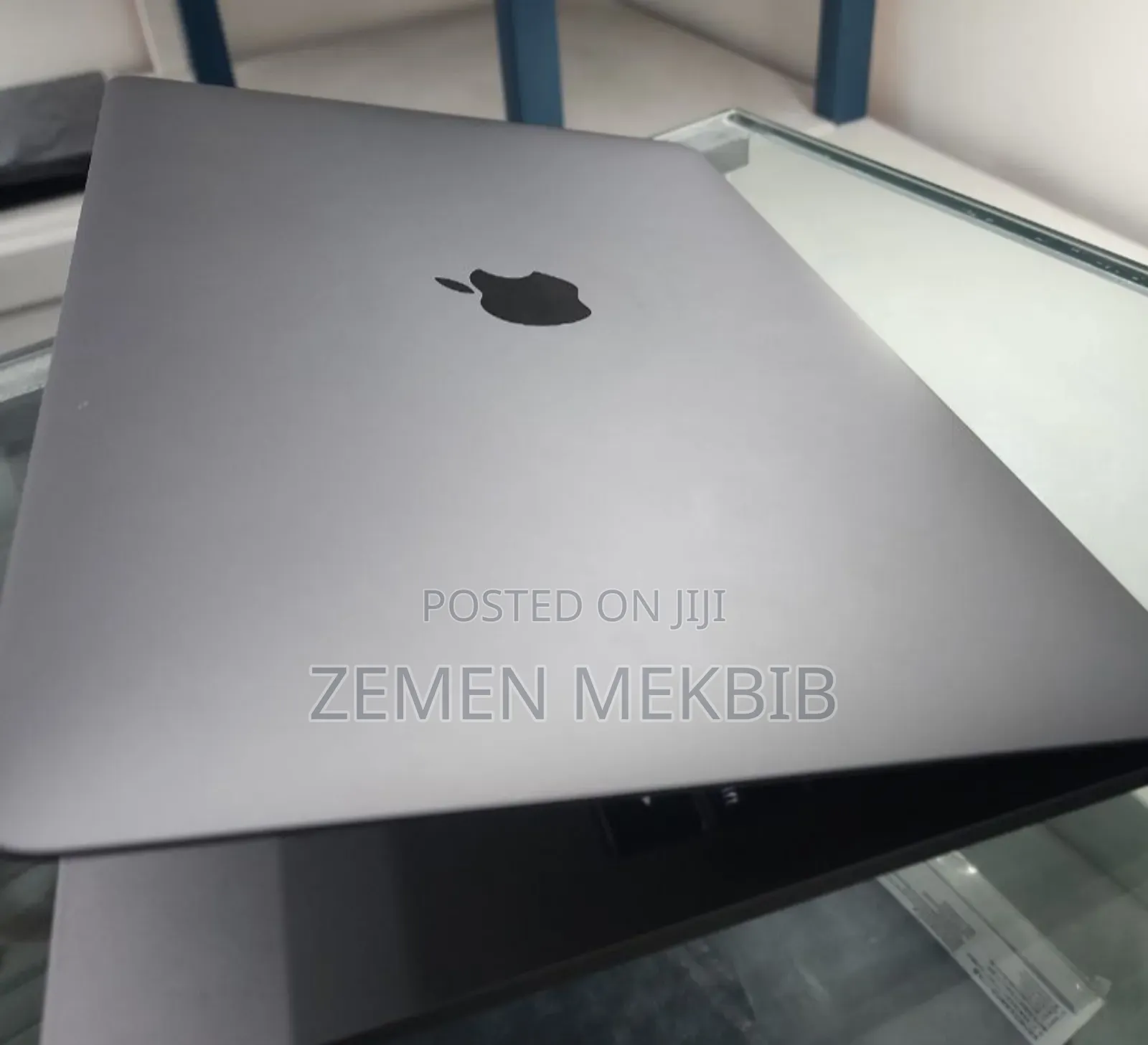 New Laptop Apple MacBook Pro 2013 8GB Intel Core I5 SSD 256GB