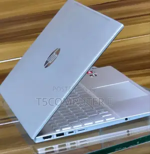 New Laptop HP 8GB AMD Ryzen 5 SSD 512GB