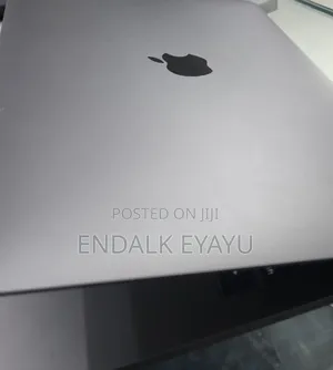 New Laptop Apple MacBook Pro 2019 8GB Intel Core I5 SSD 256GB