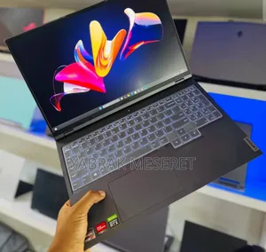 Photo - New Laptop Lenovo 16GB AMD Ryzen 7 SSD 512GB