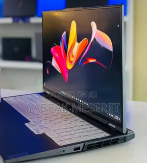 New Laptop Lenovo 16GB AMD Ryzen 7 SSD 512GB