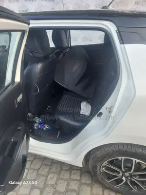 Suzuki Swift 2022 Ivory