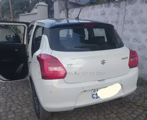 Suzuki Swift 2022 Ivory