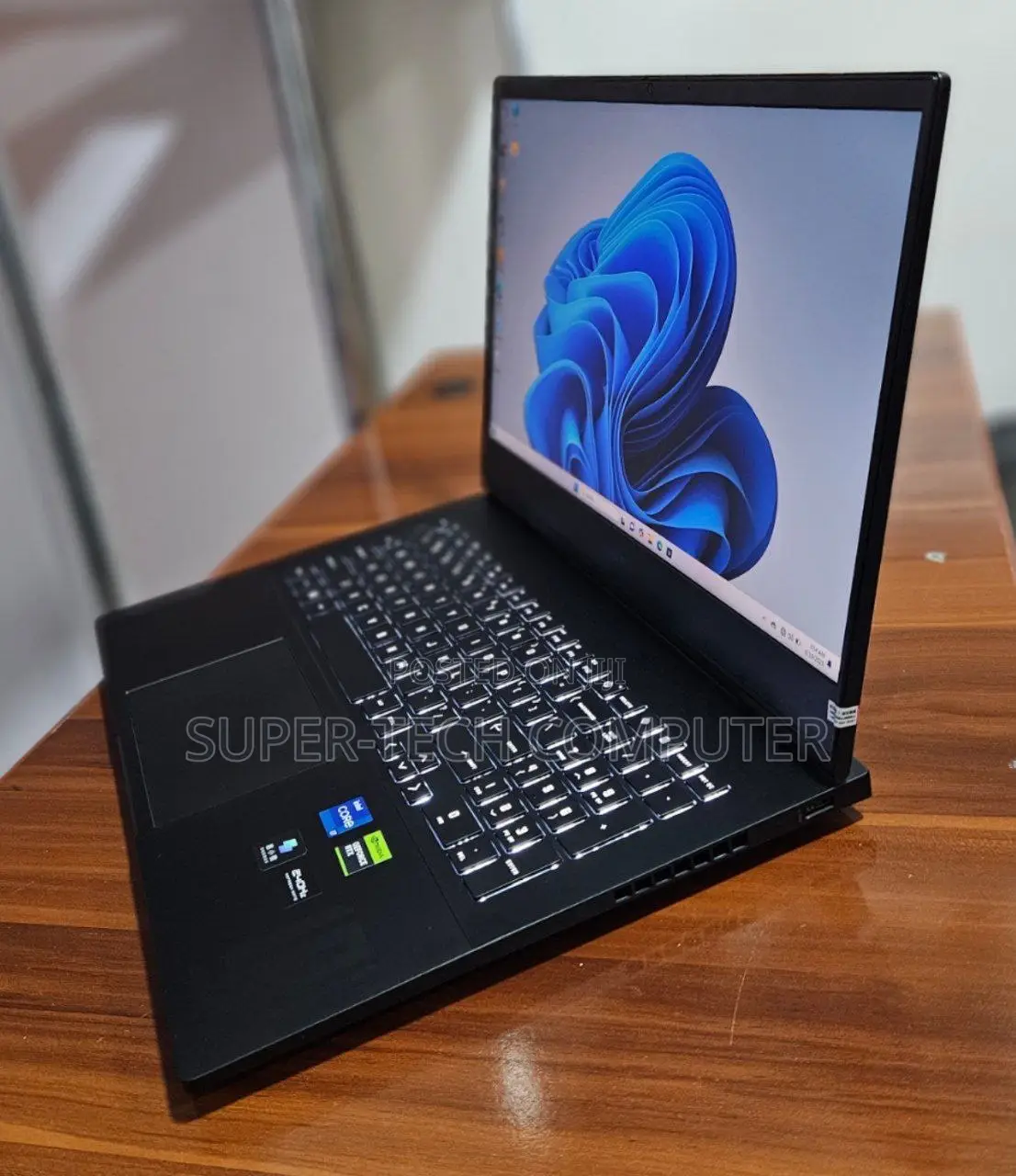 New Laptop HP Omen 16 16GB Intel Core I7 SSD 1T