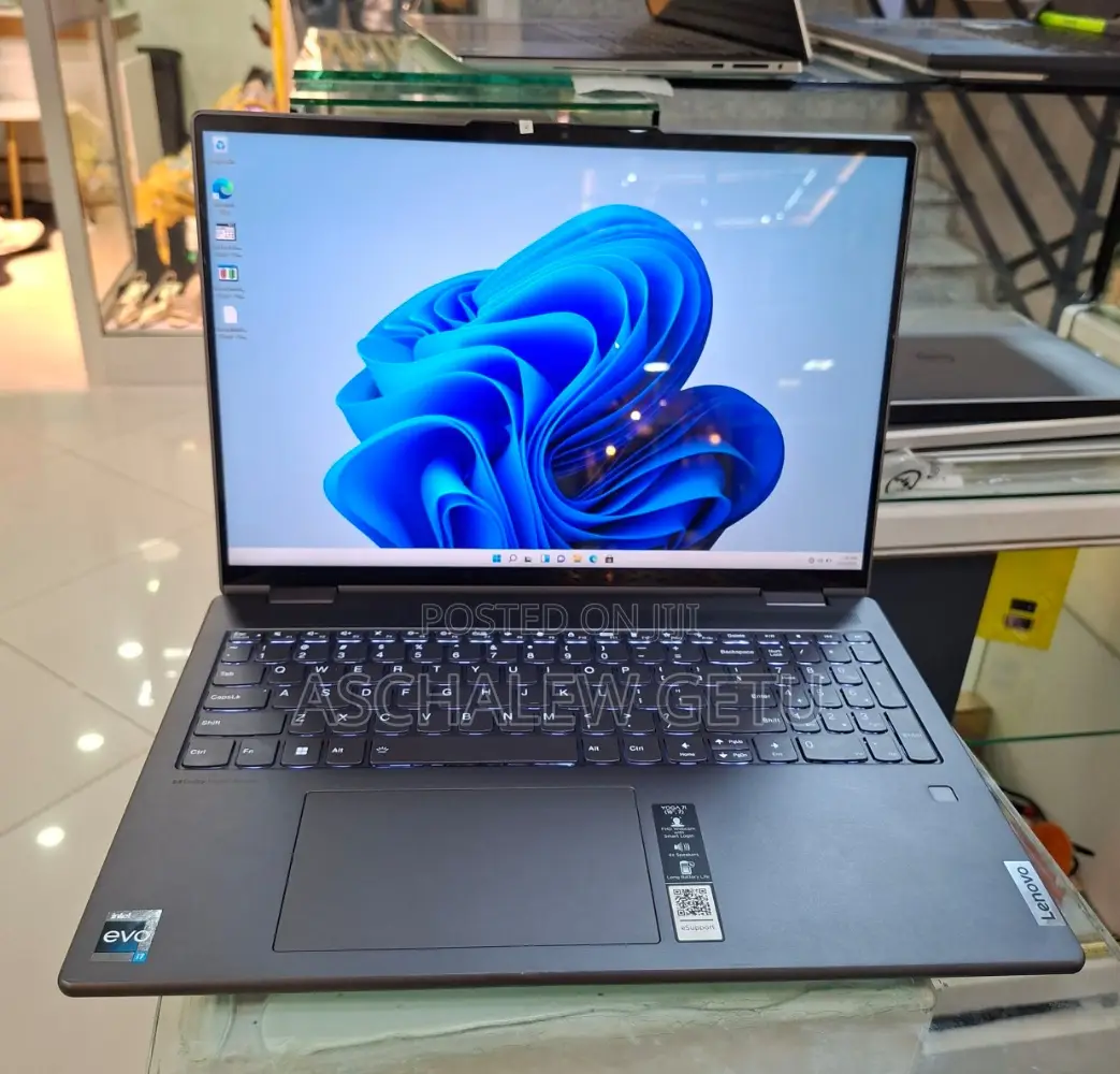 New Laptop Lenovo Yoga 7i 16GB Intel Core I7 SSD 1T