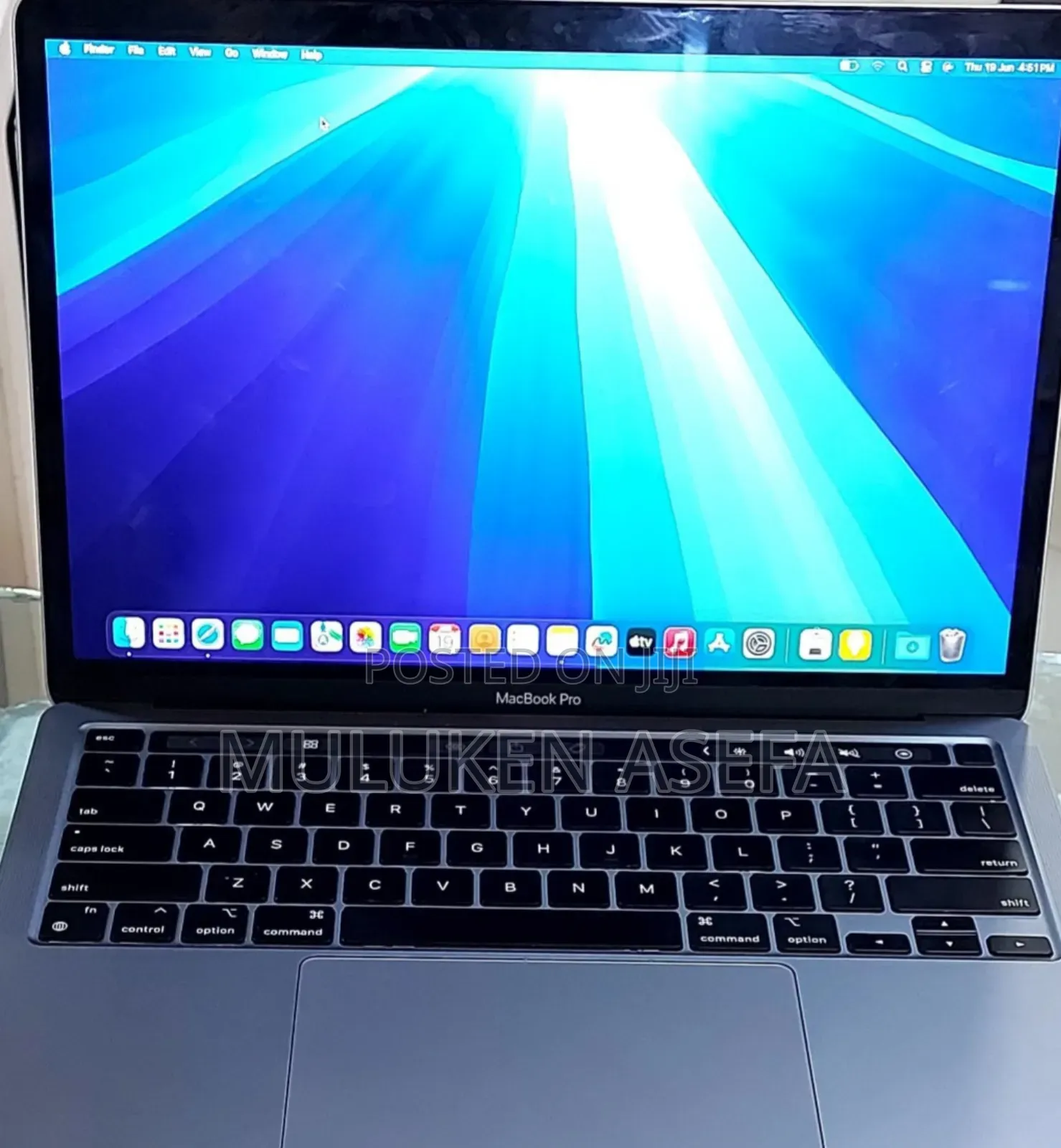 New Laptop Apple MacBook Pro 8GB Apple M2 SSD 512GB