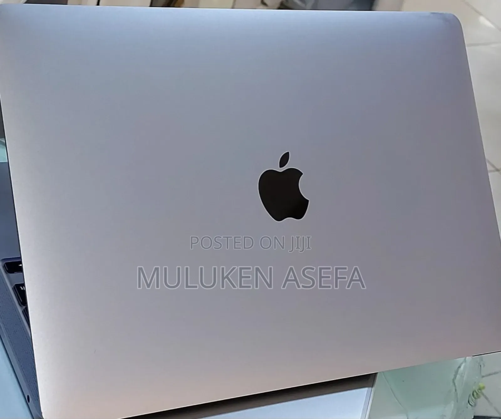 New Laptop Apple MacBook Pro 8GB Apple M2 SSD 512GB