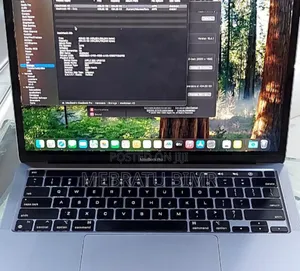 New Laptop Apple MacBook Pro 2022 M2 8GB Apple M2 SSD 512GB