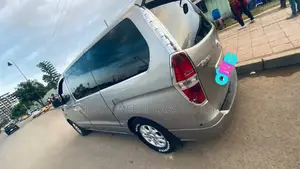 Hyundai Starex 2015 Silver