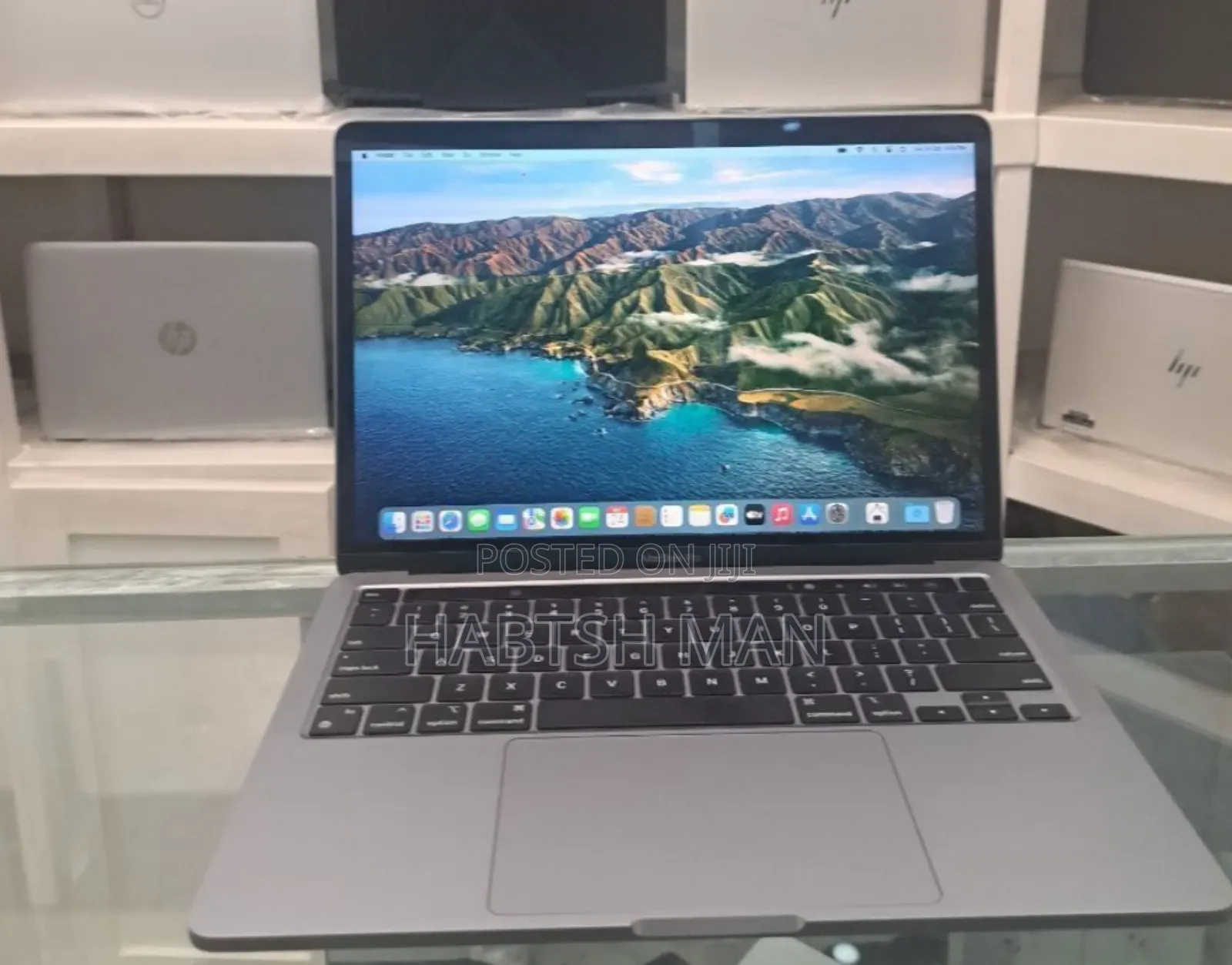 New Laptop Apple MacBook Pro 2019 8GB Intel Core i5 SSD 256GB