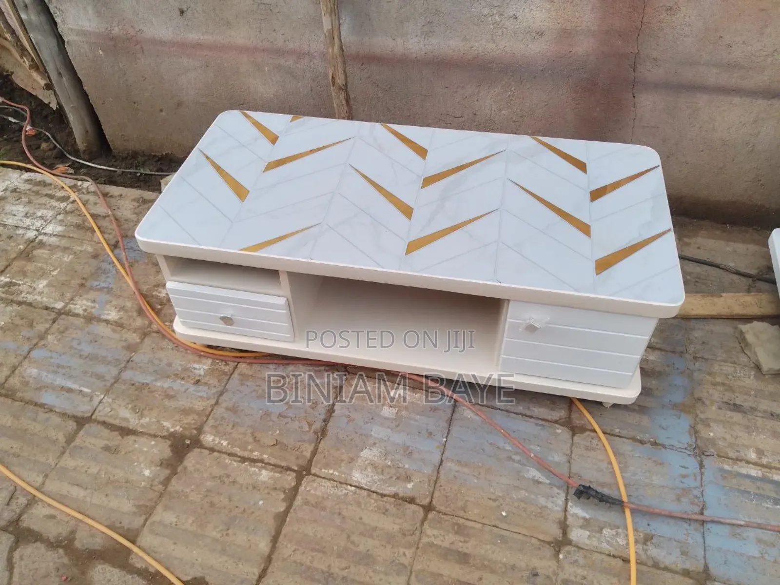 1.20/60 ጥራት ያላቸው ቴብሎች በተመጣጣኝ ዋጋ