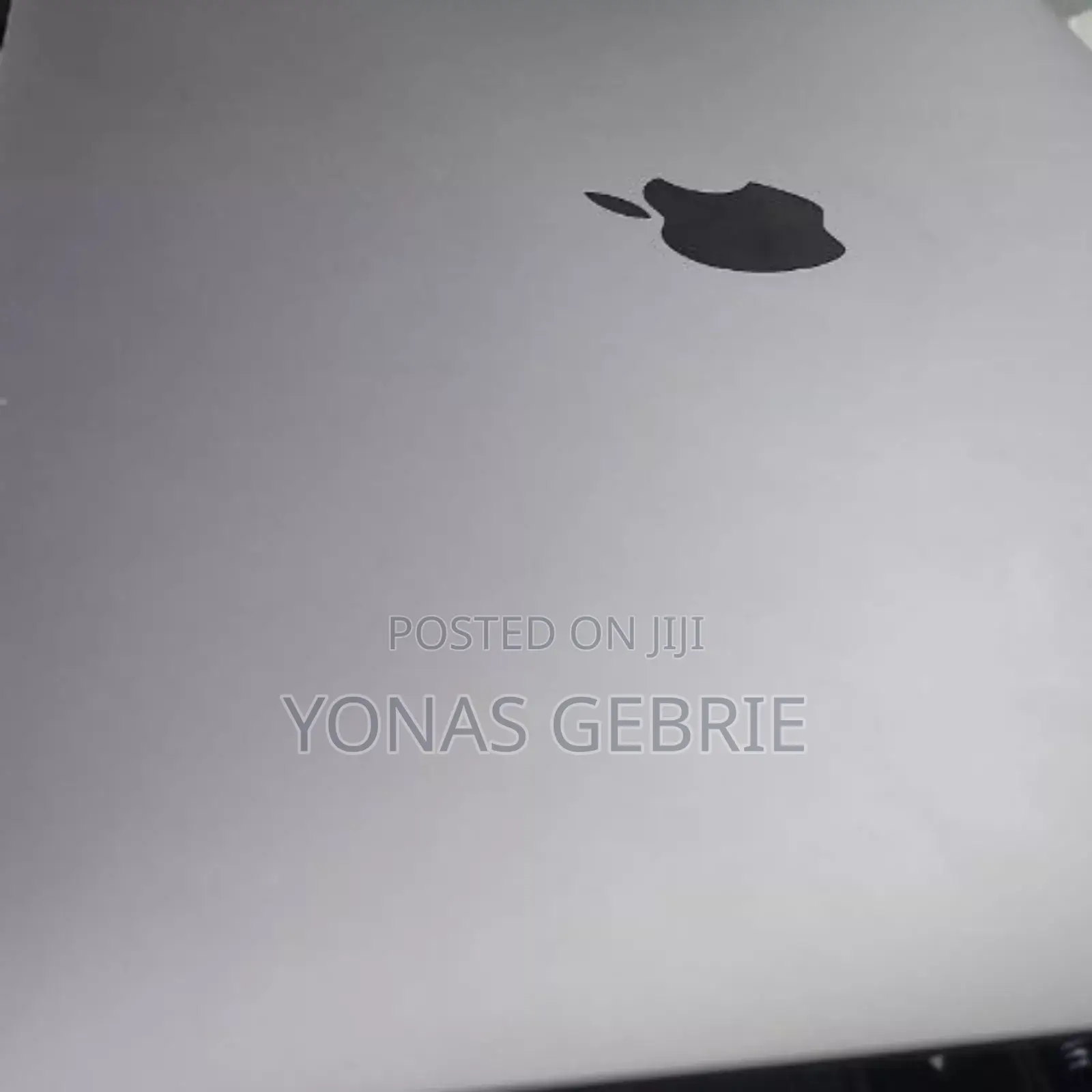 New Laptop Apple MacBook Pro 2019 8GB Intel Core I5 SSD 256GB
