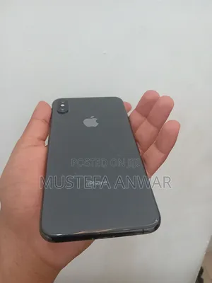 Photo - Apple iPhone XS Max 64 GB Black