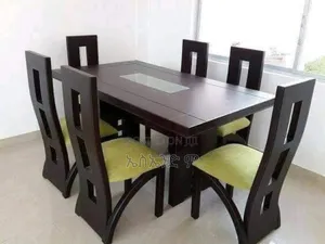 Photo - Oval Dining Table 6 Person Design