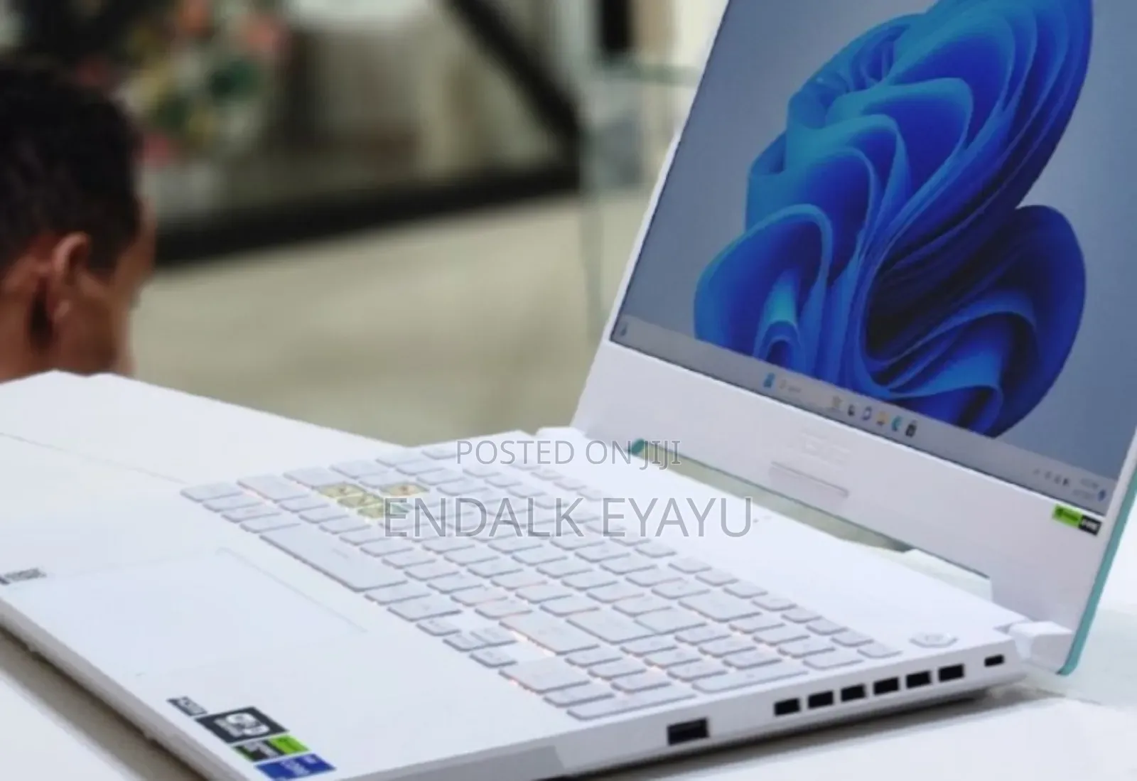 New Laptop Asus 16GB Intel Core I7 SSD 512GB