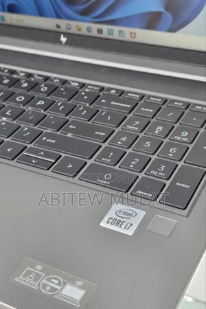 New Laptop HP Zbook Studio G7 16GB Intel Core I7 SSD 512GB