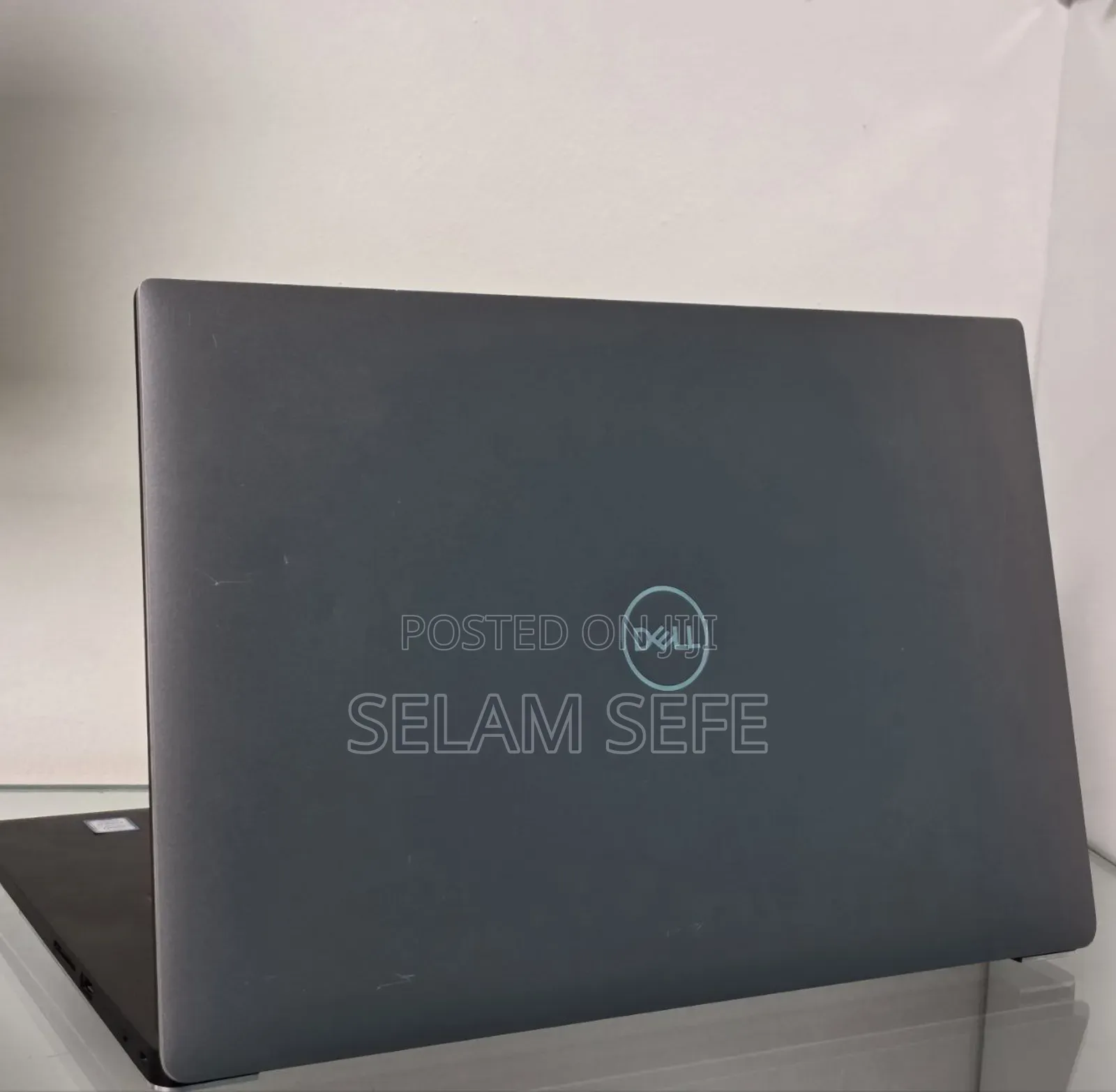 New Laptop Dell Precision 5540 16GB Intel Core I7 SSD 512GB