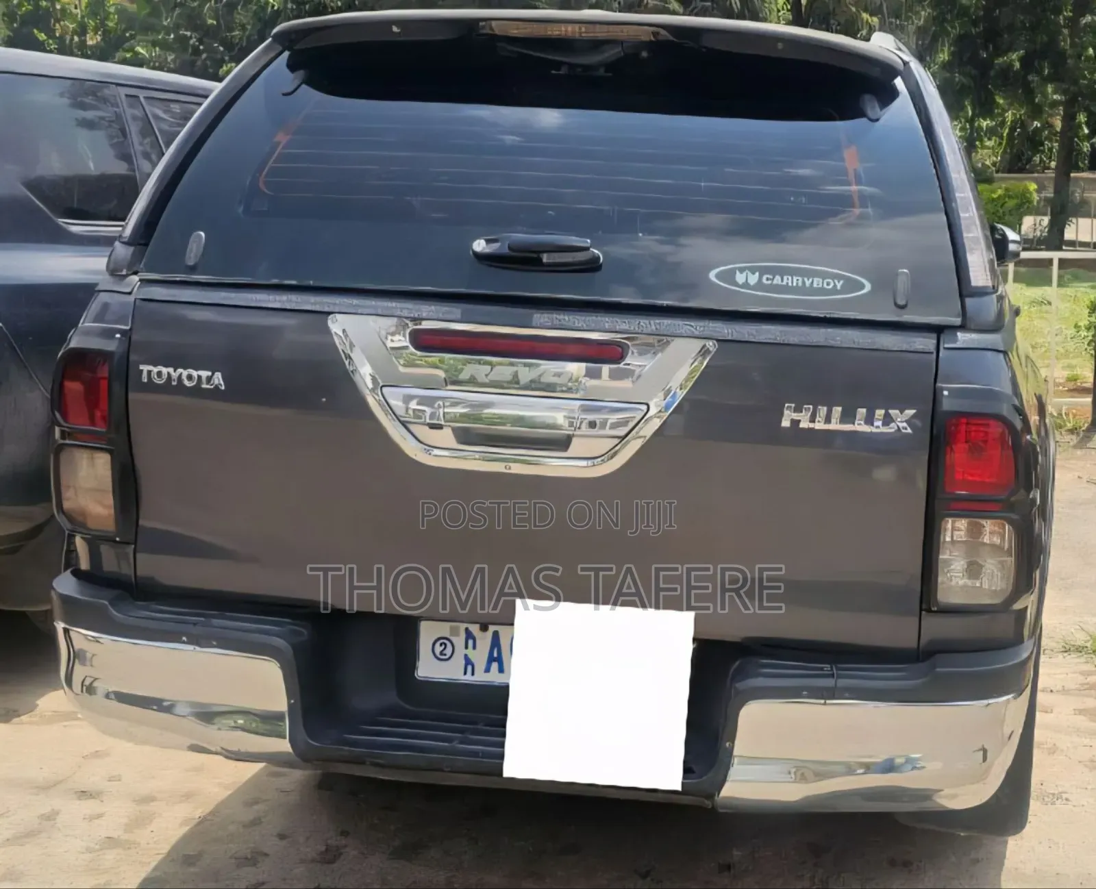 Toyota Hilux 2016 Gray