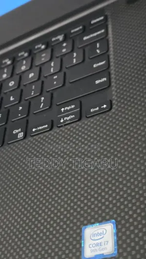 Photo - New Laptop Dell 16GB Intel Core I7 SSD 512GB