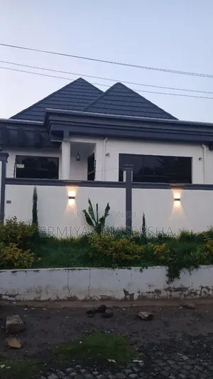 Furnished 5bdrm Villa in Yeka for sale