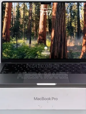 New Laptop Apple MacBook Pro 2022 M2 16GB Apple M2 SSD 512GB