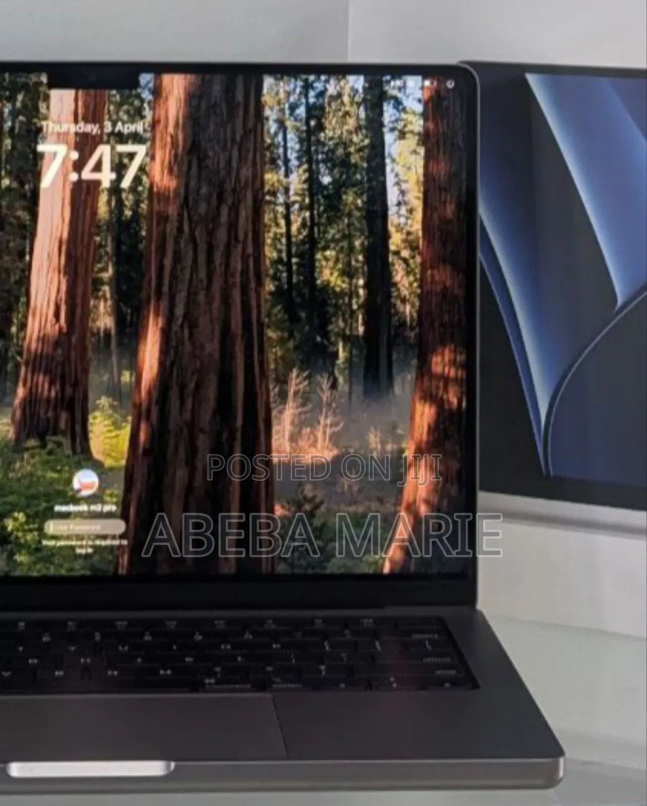 New Laptop Apple MacBook Pro 2022 M2 16GB Apple M2 SSD 512GB