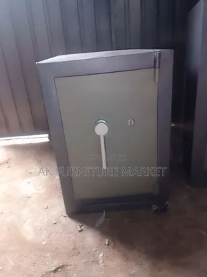 Photo - Safe Box 100 Kg