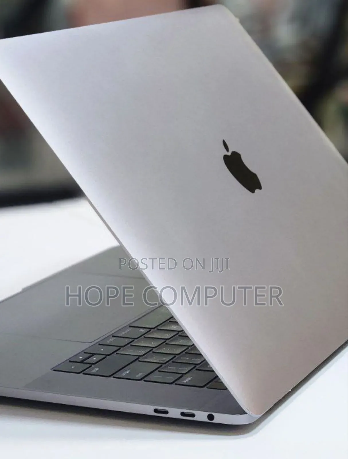 New Laptop Apple MacBook Pro 2016 16GB Intel Core I7 SSD 256GB