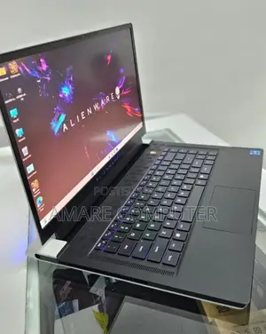 New Laptop Alienware M15 R3 32GB Intel Core I7 SSD 1T