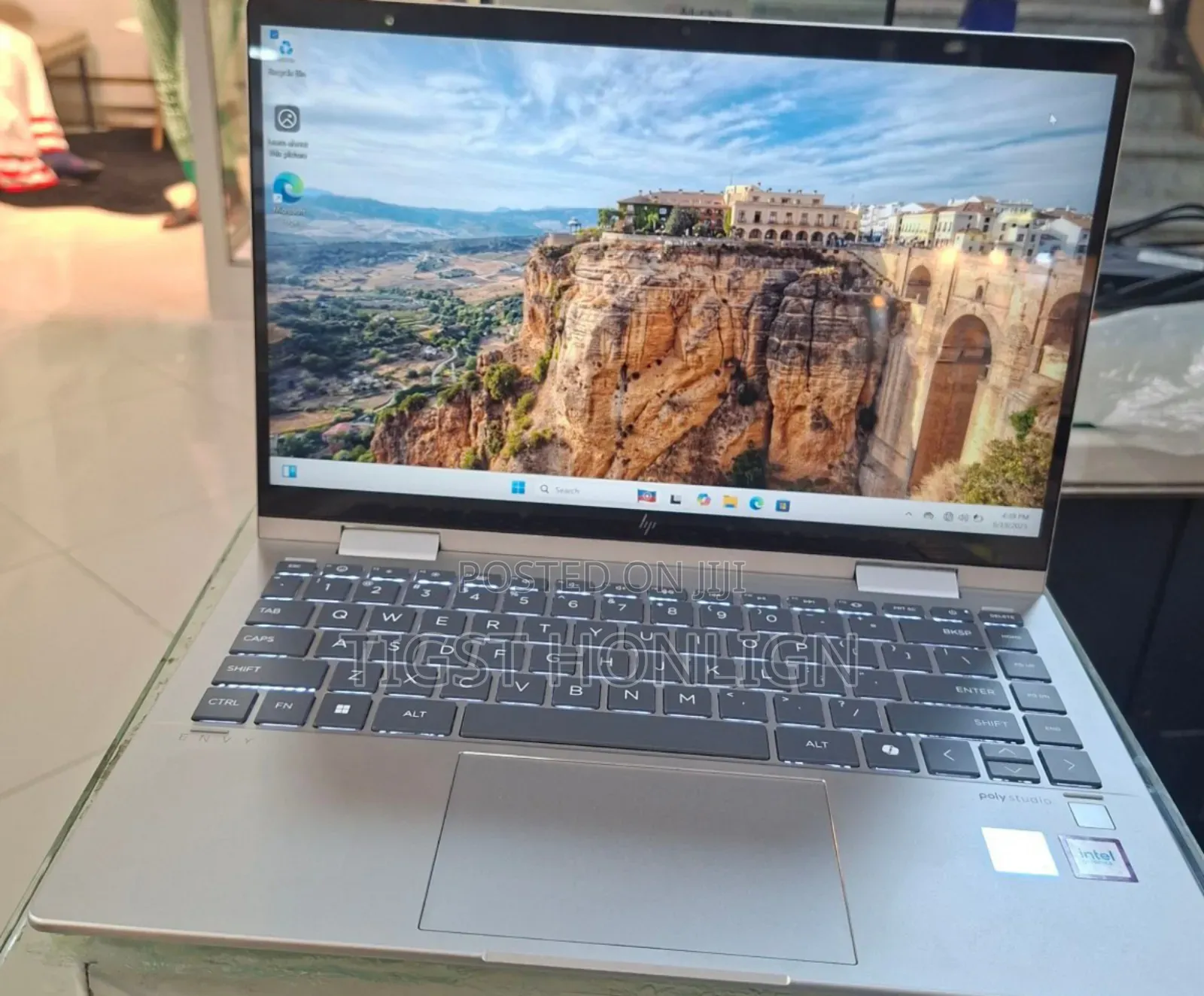New Laptop HP Envy X360 8GB Intel Core Ultra 5 SSD 512GB