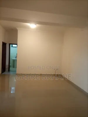 3bdrm Apartment in Apartment, Yeka for rent
