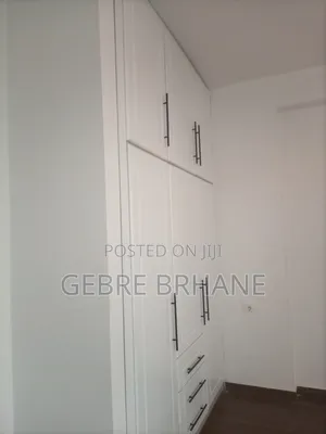 3bdrm Apartment in Apartment, Yeka for rent