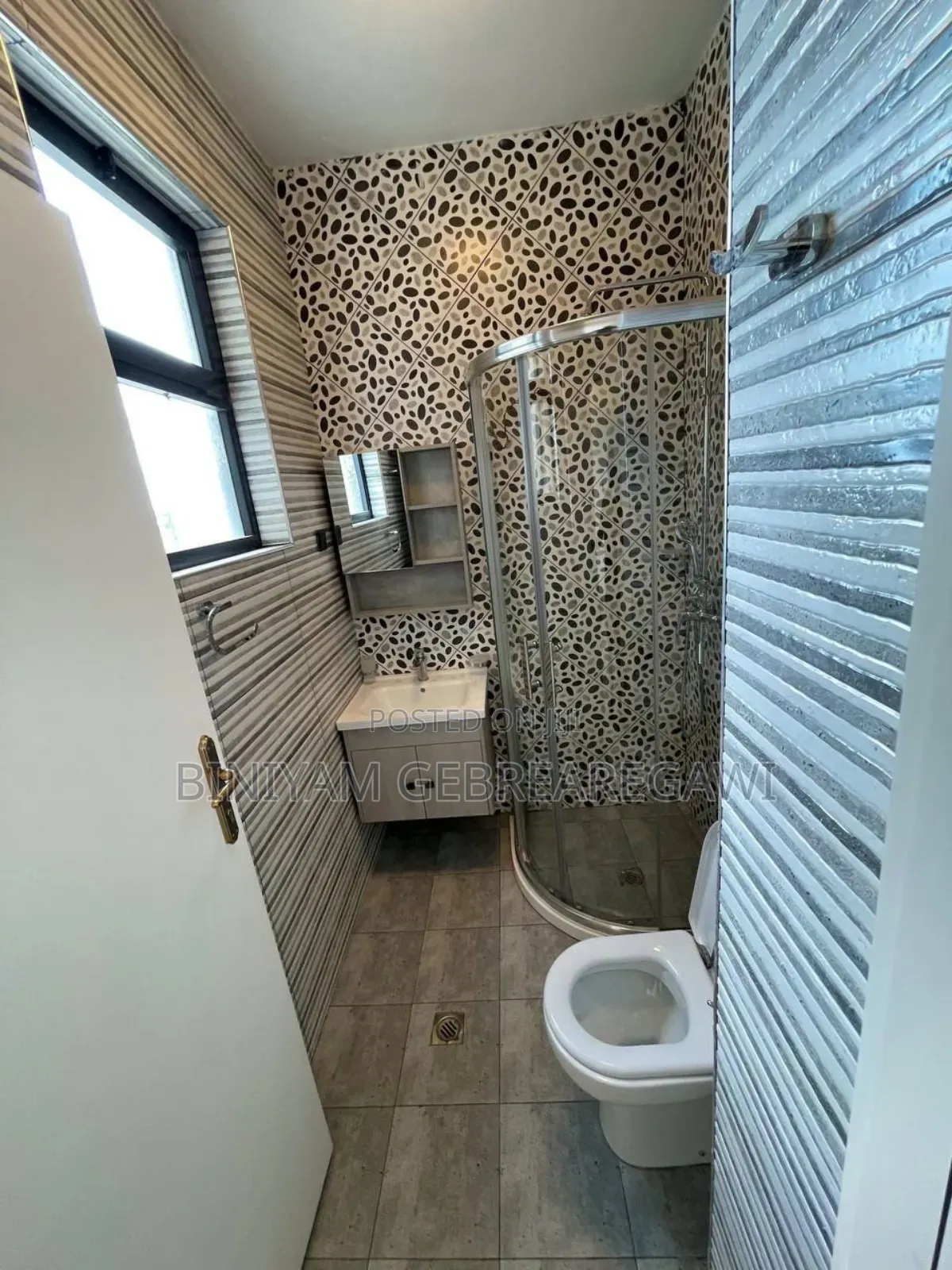 Furnished 5bdrm House in G+1, Yeka for rent