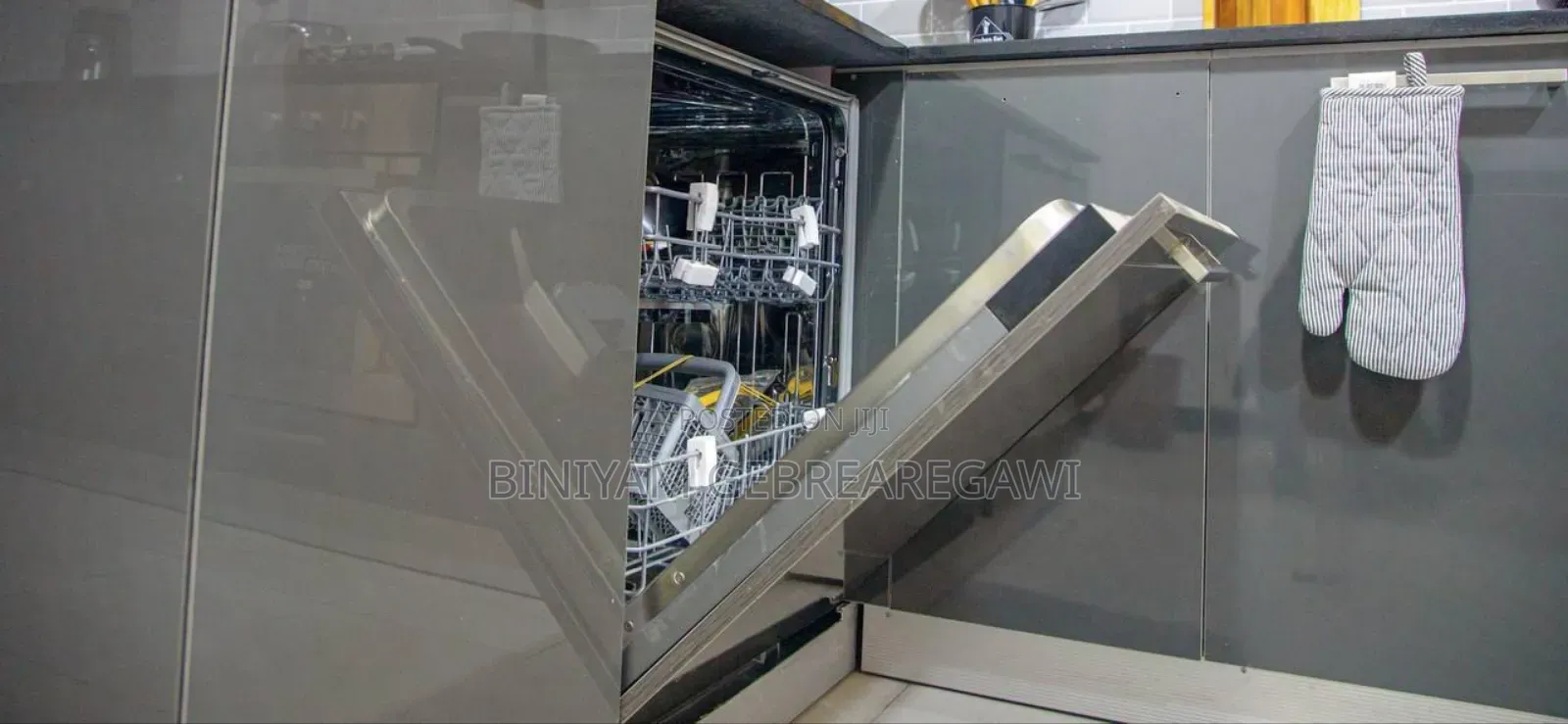 Furnished 5bdrm House in G+1, Yeka for rent