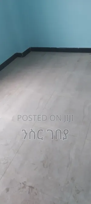 Furnished 3bdrm Condo in Ayat Mekedonia, Yeka for sale