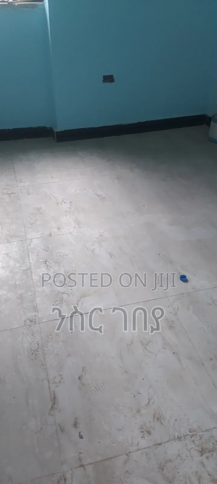 Furnished 3bdrm Condo in Ayat Mekedonia, Yeka for sale