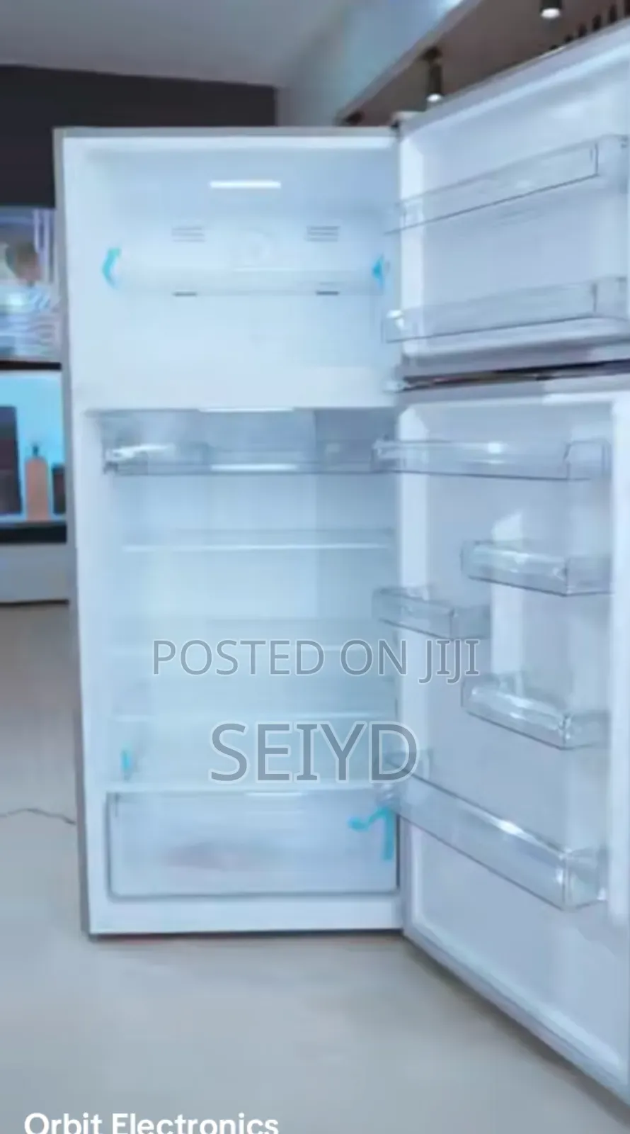 Akira Refrigerator Model 500f