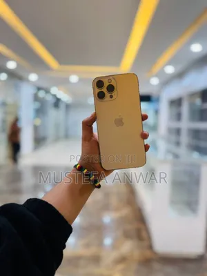 Photo - Apple iPhone 13 Pro Max 256 GB Gold