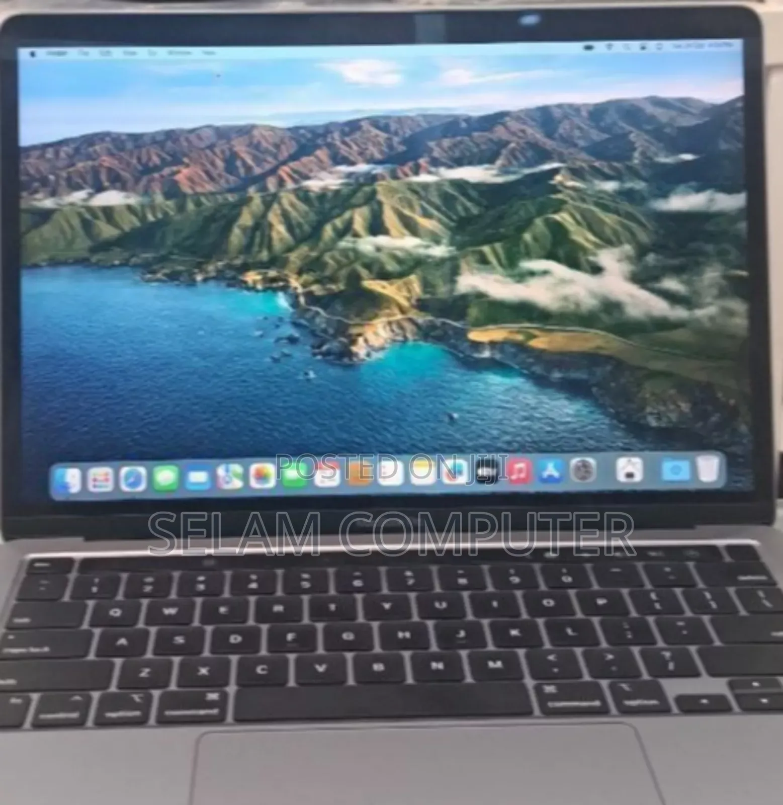 New Laptop Apple MacBook Pro 2019 8GB Intel Core I5 SSD 256GB