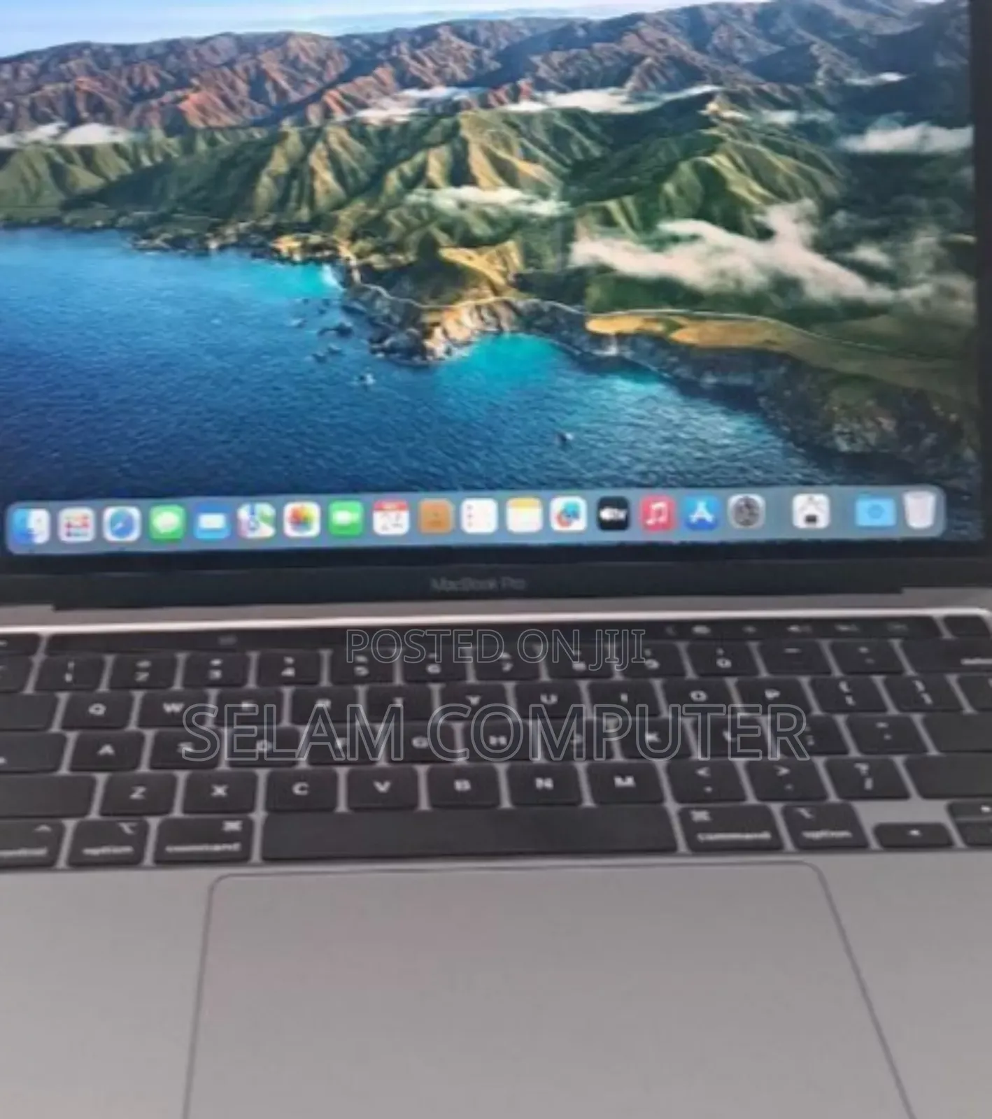 New Laptop Apple MacBook Pro 2019 8GB Intel Core I5 SSD 256GB