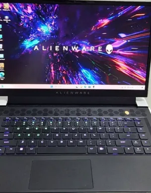 New Laptop Alienware Area-51m 32GB Intel Core I7 SSD 1T
