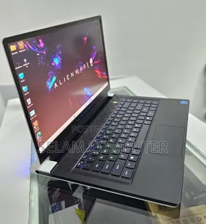 New Laptop Alienware Area-51m 32GB Intel Core I7 SSD 1T