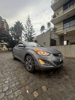 Hyundai Avante 2013 Silver