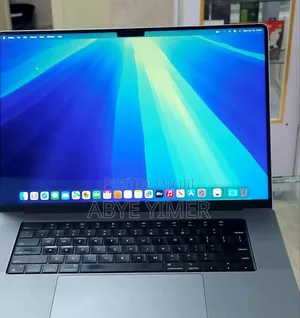 New Laptop Apple MacBook Pro M1 16GB Intel Core M SSD 512GB