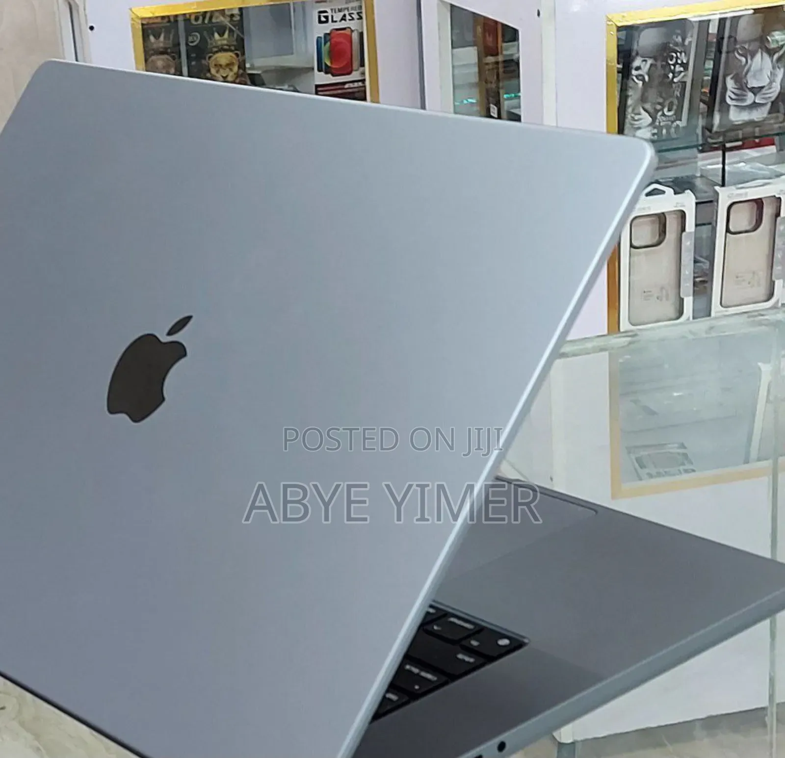 New Laptop Apple MacBook Pro M1 16GB Intel Core M SSD 512GB