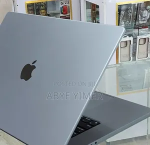 New Laptop Apple MacBook Pro M1 16GB Intel Core M SSD 512GB