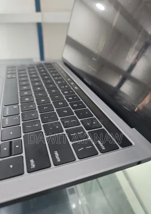 New Laptop Apple MacBook Pro M1 16GB Intel Core I5 SSD 48GB