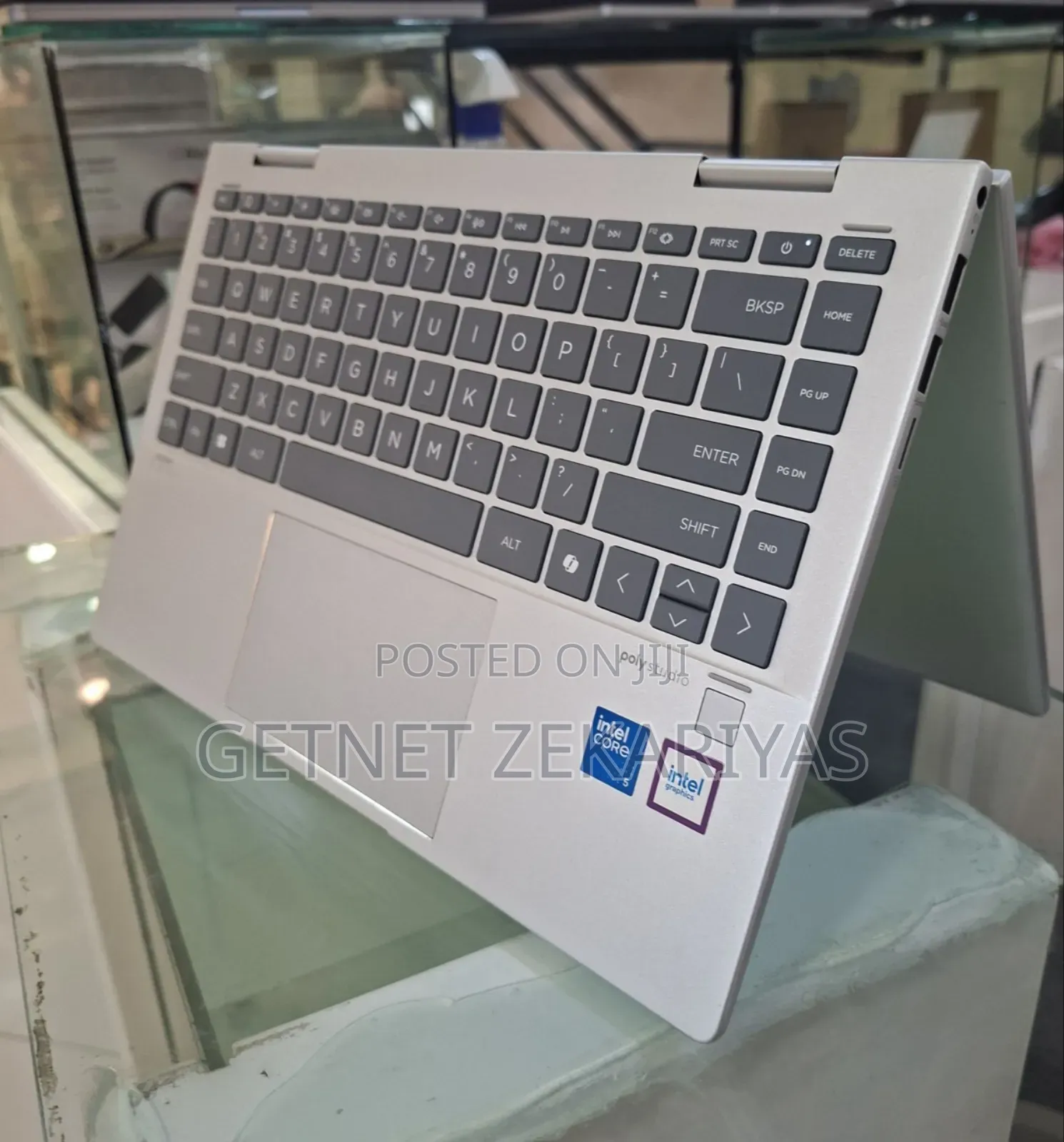 New Laptop HP Envy X360 8GB Intel Core I5 SSD 512GB