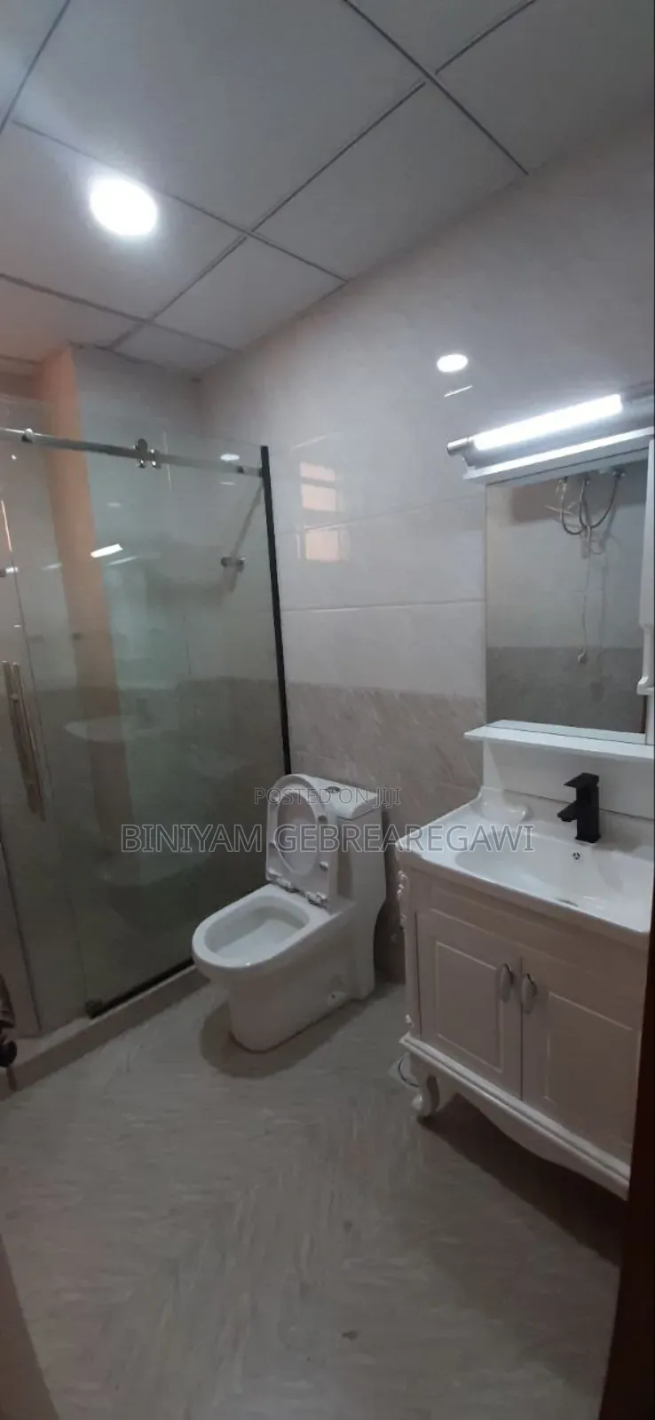 Furnished 2bdrm Apartment in Apartment, Yeka for rent