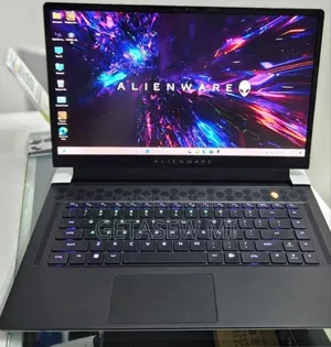 New Laptop Alienware M17x R2 16GB Intel Core I7 SSD 1T
